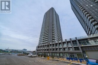 Building Photo - 6 Sonic Way