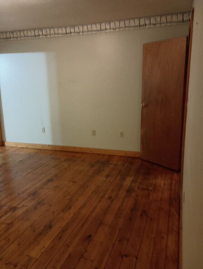 Foto del edificio - 105 L St