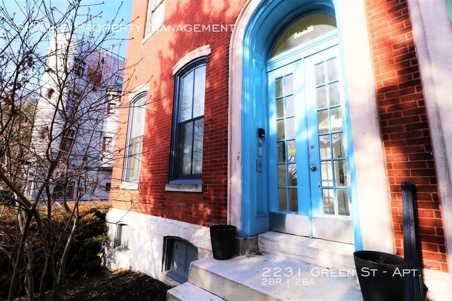 Building Photo - 2231 Green St