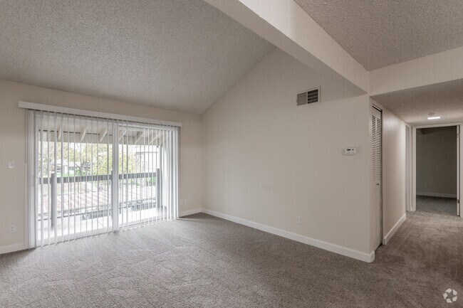 2HAB, 1BA - Vintage Faire Apartments