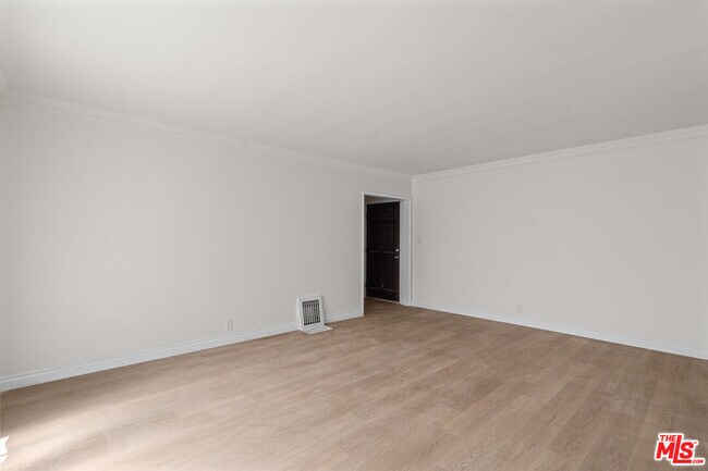 Building Photo - 148 S McCarty Dr