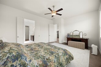 Building Photo - 10722 Hidden Rock Dr