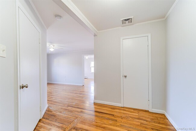 Foto del edificio - 2213 Mt Hope Rd