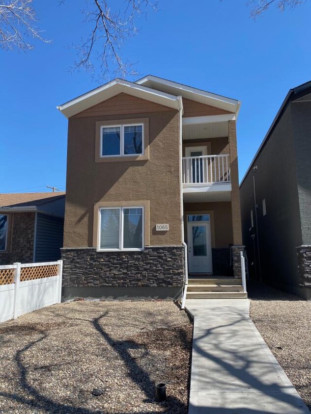 Primary Photo - 2 bedroom in Regina SK S4T 4V8