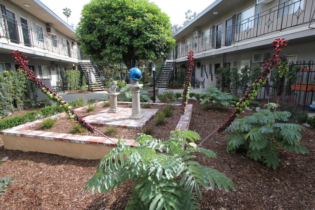 Building Photo - Magnolia Apartments