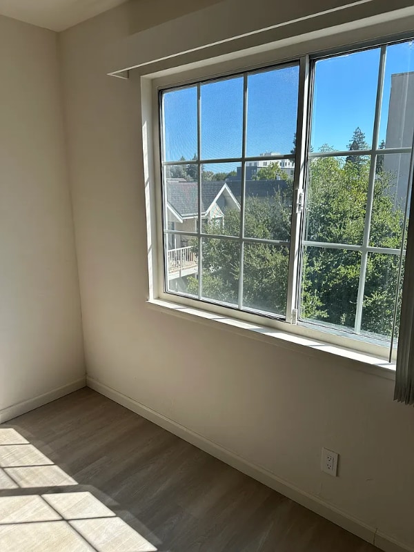 Foto del edificio - 1405 Oak Grove Ave