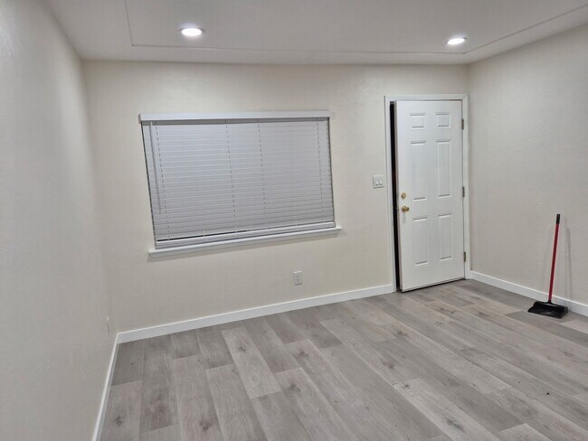 Foto del edificio - 2904 N 1st St