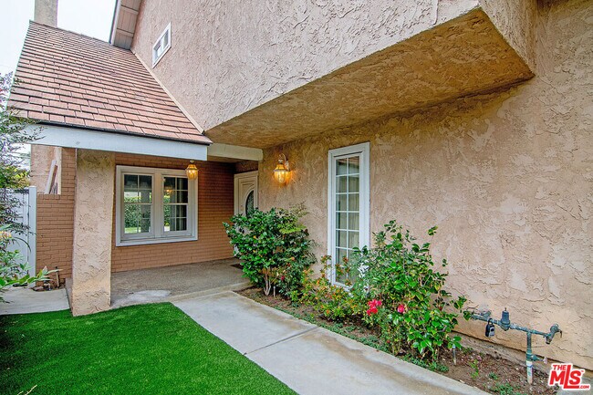 Building Photo - 3537 St Susan Pl