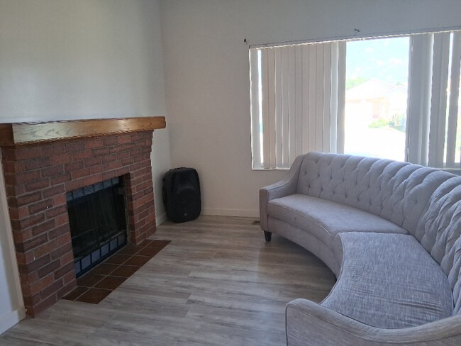 Foto del edificio - 1177 N 900 E