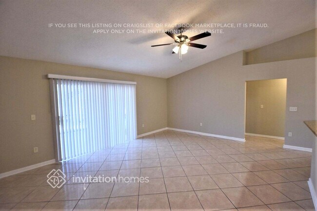 Building Photo - 1335 Ardmore St