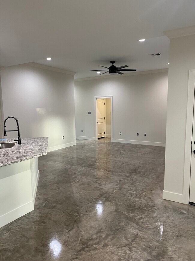 Foto del edificio - 101 Habersham Dr