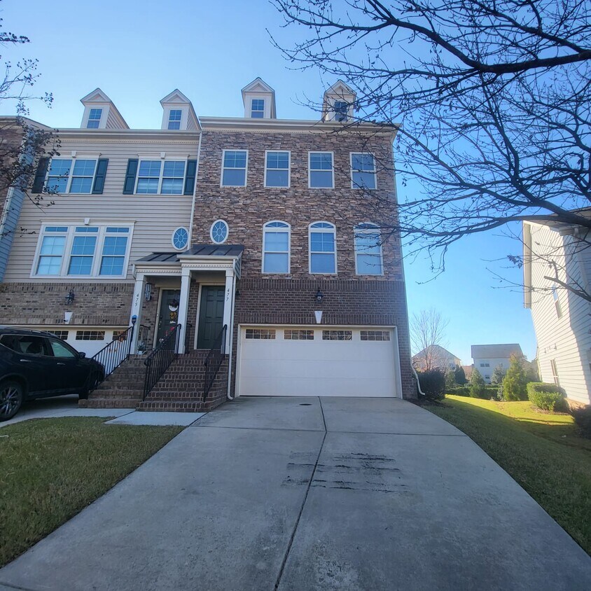 477 Panorama Park Pl, Cary, NC 27519 Townhome Rentals in Cary NC