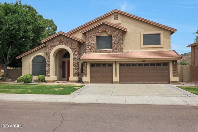Building Photo - 5328 W Mohawk Ln
