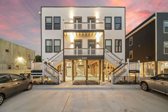 Foto del edificio - 1009 8th St