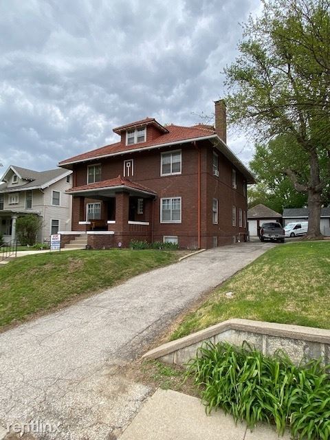 Primary Photo - 1 br, 1 bath Apartment - 4816 Chicago St