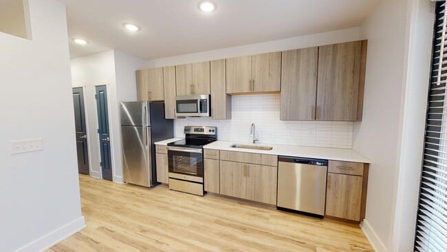 Diamond Kitchen - Factory 52 Apartments