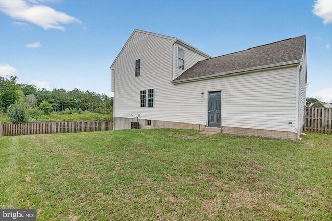 Building Photo - 22513 Castle Pollard Way