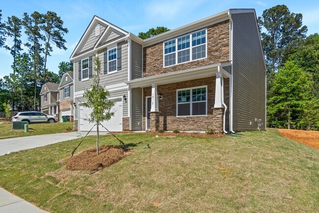 Foto del edificio - Brand New 5 Bedroom 3 full baths