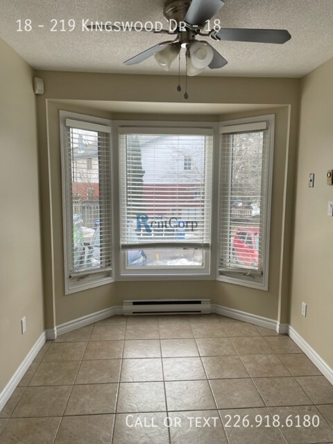 Building Photo - 219-219 Kingswood Dr