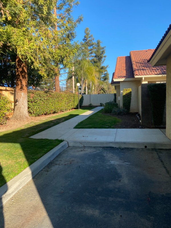 1542 E Alluvial Ave Unit 128, Fresno, CA 93720 Condo for Rent in