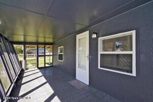 Foto del edificio - 2575 1st Ave NE