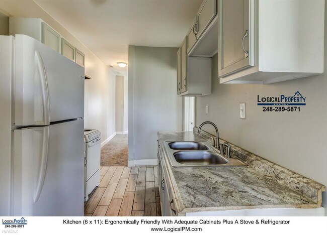 Building Photo - 2 br, 1 bath 4plex - 1944 Seward St Unit 2