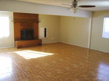 Building Photo - 1202 E Avenue R3