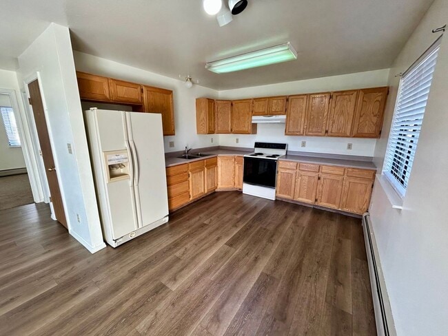 Building Photo - 2 Bedroom / 1 Bath Apartment In Bayfield