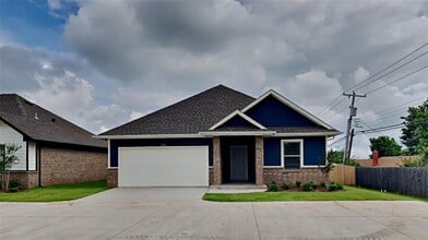 Building Photo - 8012 Labelle Dr