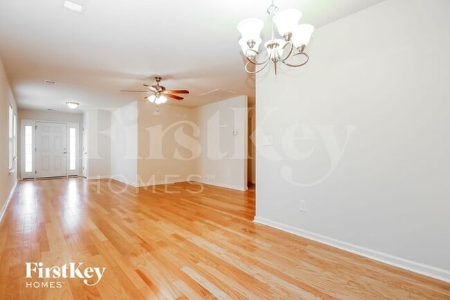 Foto del edificio - 174 Keaton Brook Dr
