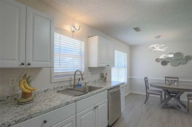 Foto del edificio - 354 Shoal Ct