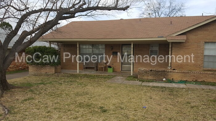 Building Photo - 2537 Cantrell St