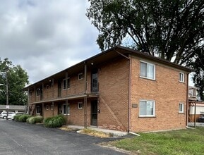 Building Photo - 1922 Goddard Rd