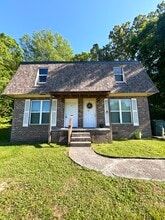 Building Photo - 1218 Northern Hills Rd