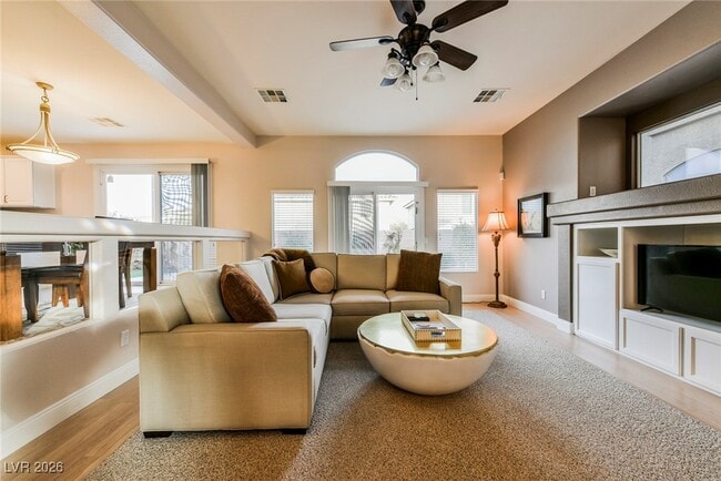 Building Photo - 10852 Fishers Island St