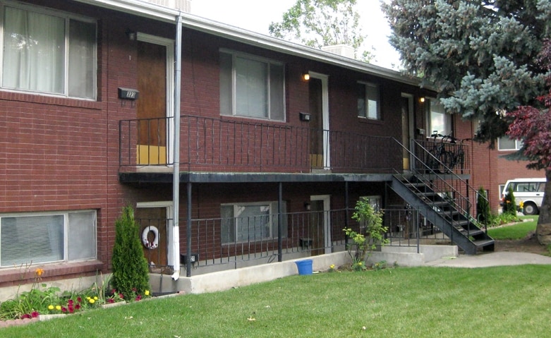 Primary Photo - 321 N Main St