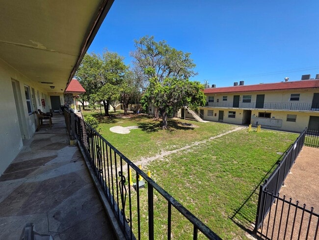 Building Photo - 4760 NW 24th Ct