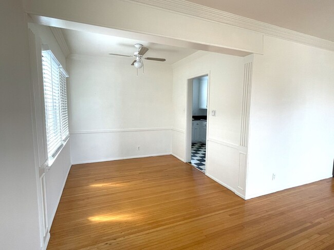 Building Photo - 1706 Pullman Ln