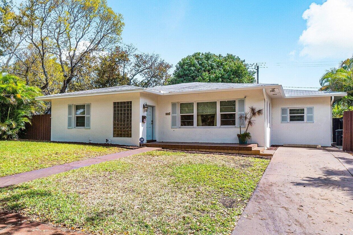 Foto principal - 800 Avon Rd