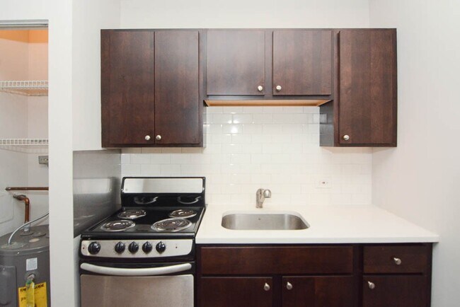 Foto del edificio - 1627 N Humboldt Blvd