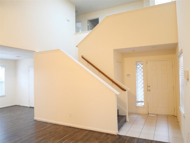 Foto del edificio - 14915 Aberdeen Meadow Lane