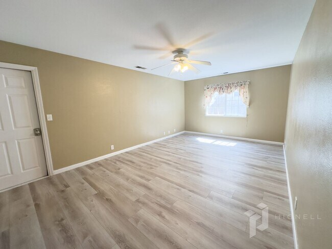 Foto del edificio - 3 Bedroom, 2 Bath Chico Home!