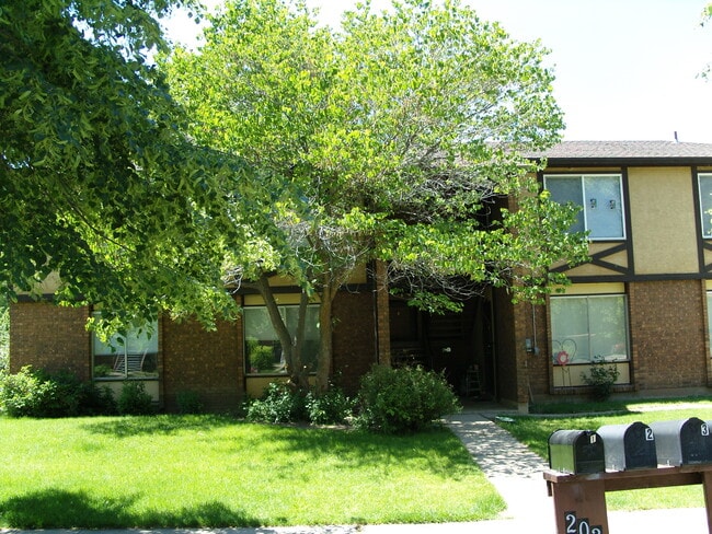 Foto del edificio - 203 N Pingree Ave