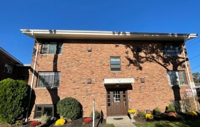 Photo - 10 Washington St Townhome