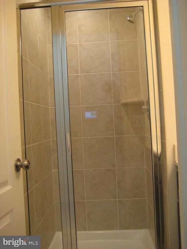 Foto del edificio - 5326 Woodyard Rd