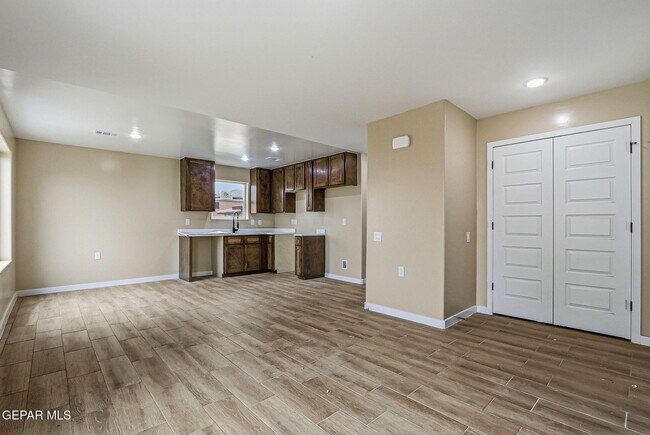 Foto del edificio - 6002 Pam McCall Ln