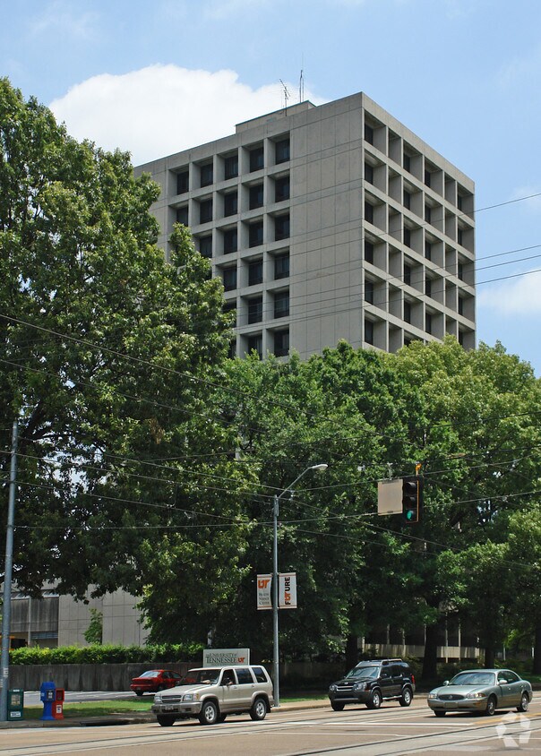 Foto del edificio - Randolph Residence Hall