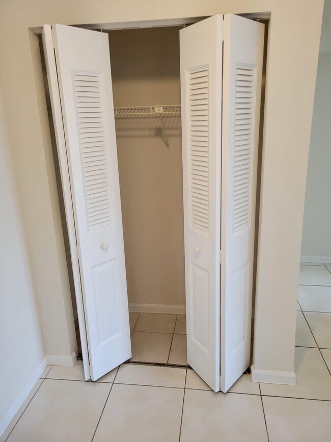 Building Photo - 1500 N Congress Ave