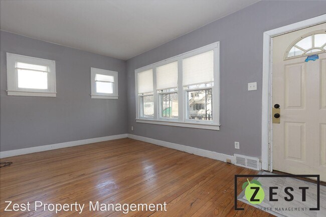 Building Photo - 4 br, 2 bath House - 16177 Turner Street
