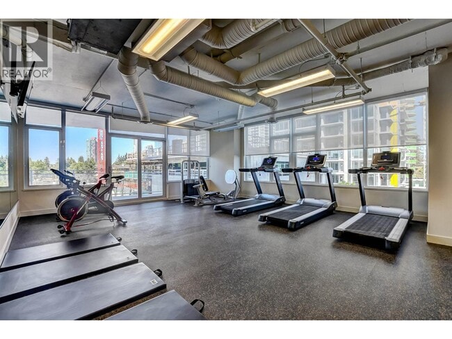 Building Photo - 5051 Imperial St